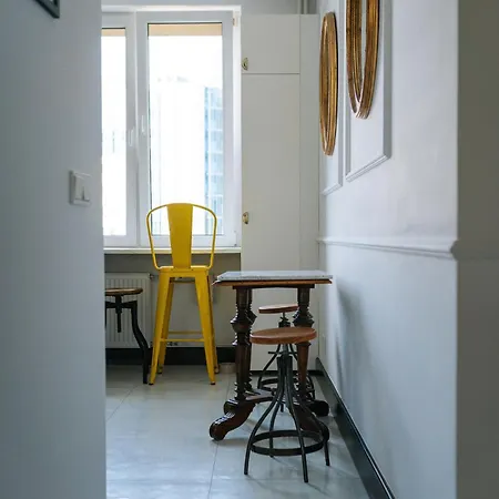 Teczowa 2 アパート *